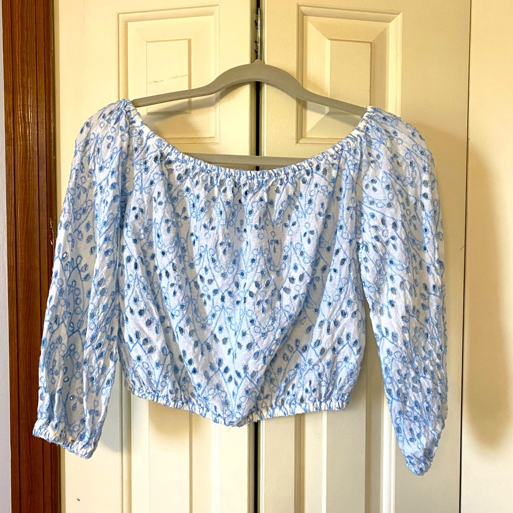 American Eagle cropped quarter-sleeve top!